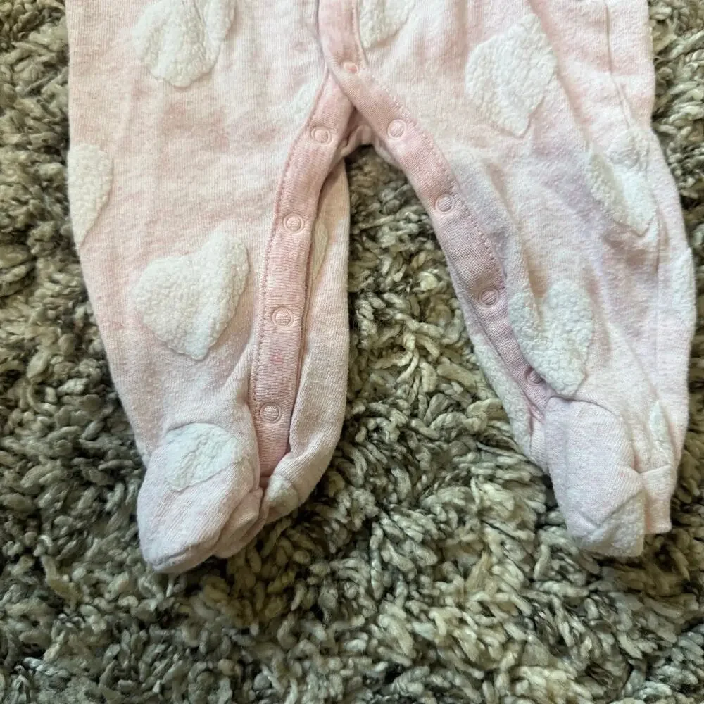 Baby Gap Pink White Heart Print Footie Sleeper Outfit Girl 0-3 Months Textured